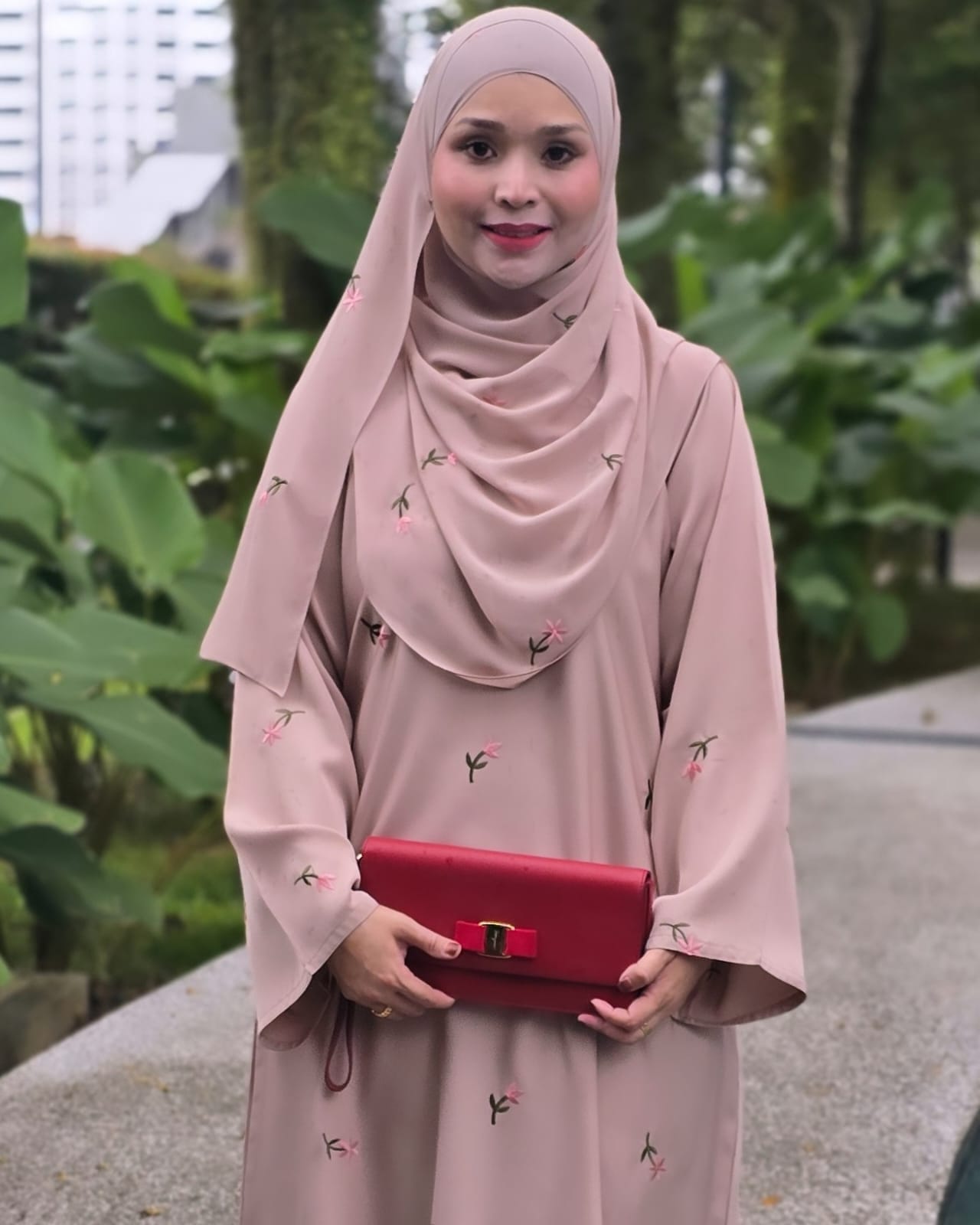 Abaya Aiwa