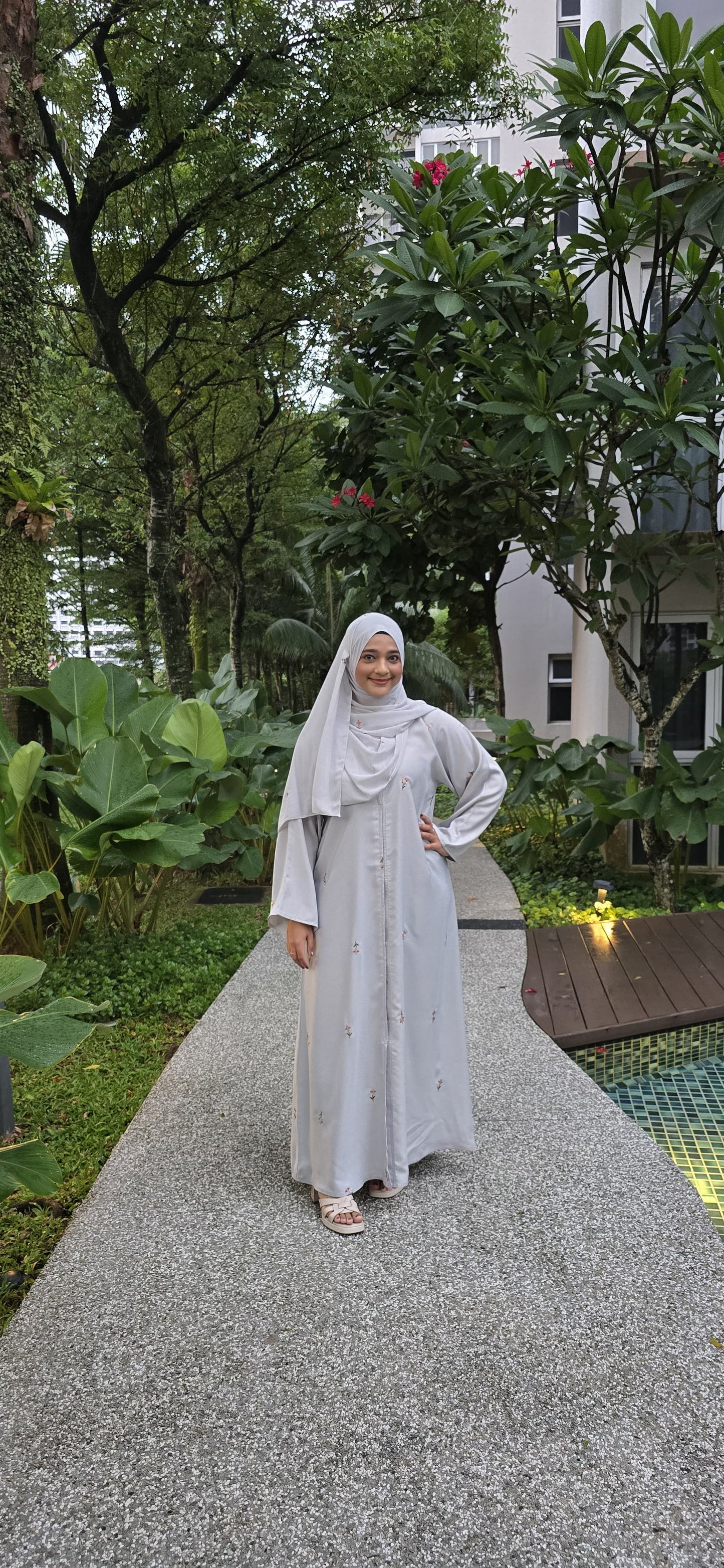 Abaya Aiwa