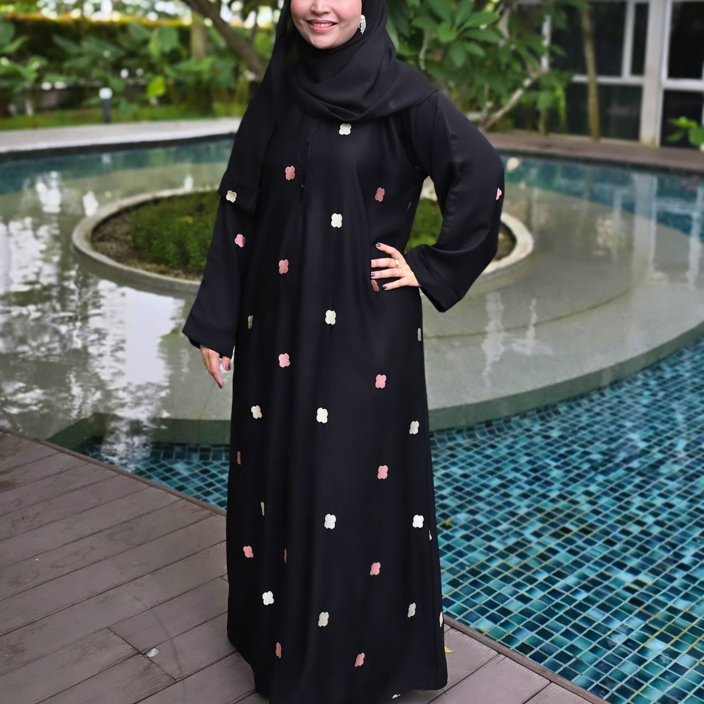 Abaya Fariha