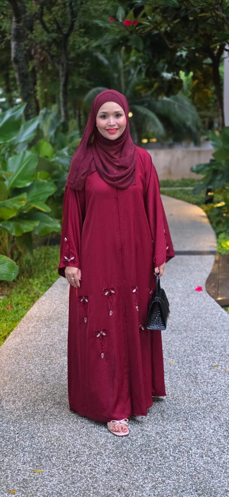 Abaya Deena