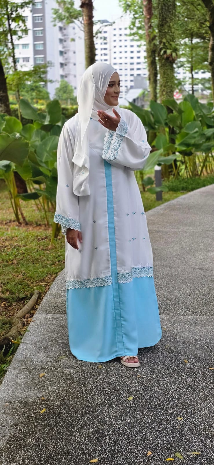 Abaya Damia